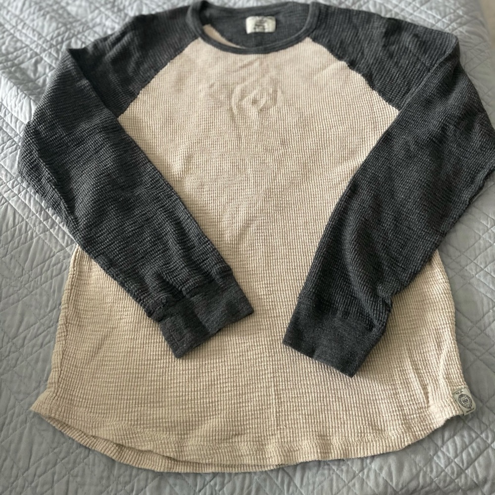 Lucky Brand Ling Sleeve shirt Size Small